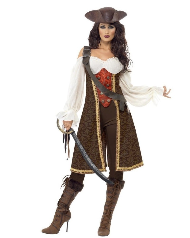 Jeune pirate femme